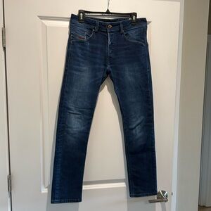 Diesel Regular Slim-Tapered Jeans Style RC8V4 Stretch